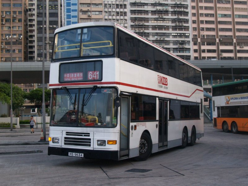 k_av421_1.jpg