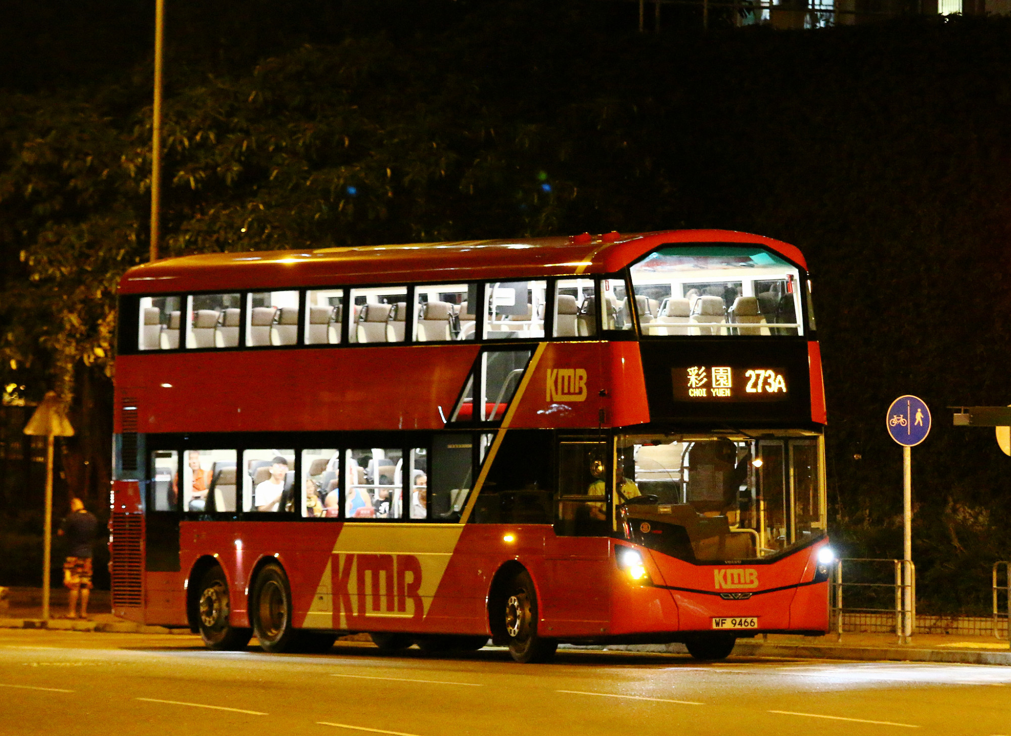 WF9466_273A