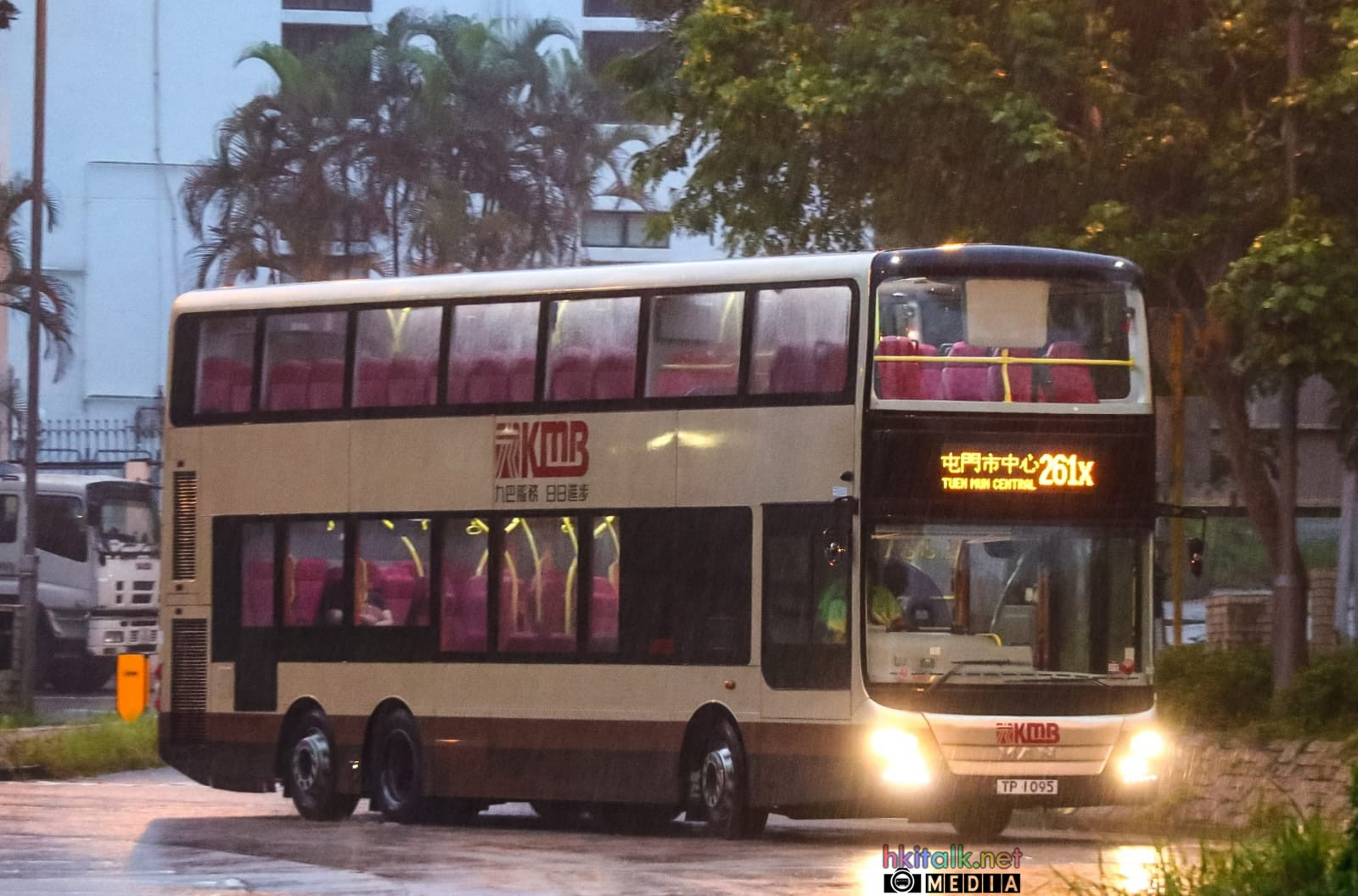 TP1095@261X.jpeg