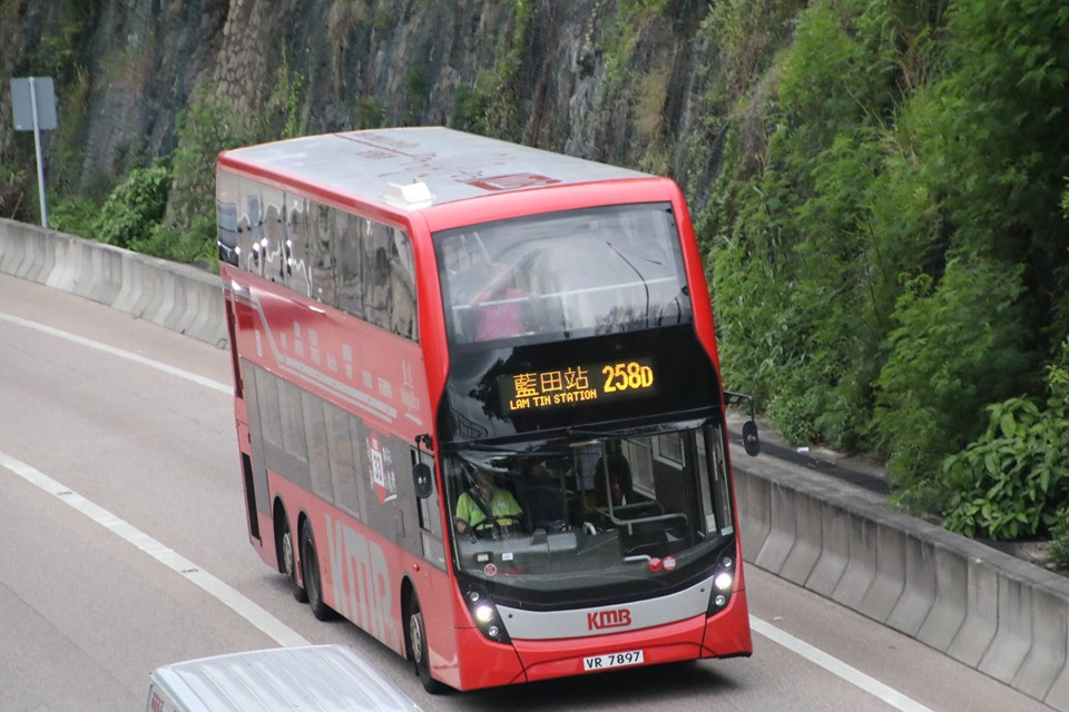 258d.jpg
