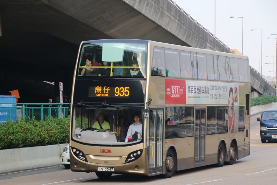 a 935.jpg
