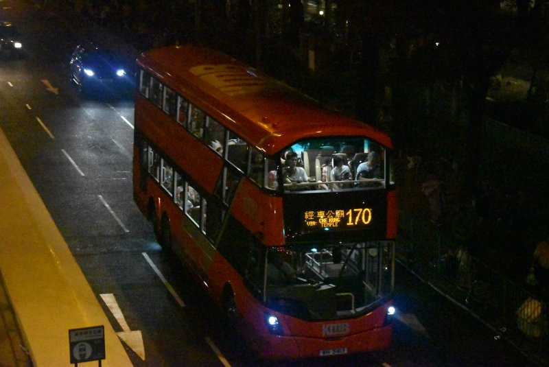 k_v6b104_1_1.jpg