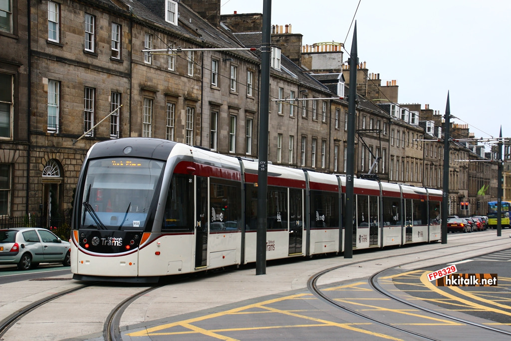 Edinburgh Trams (4).JPG