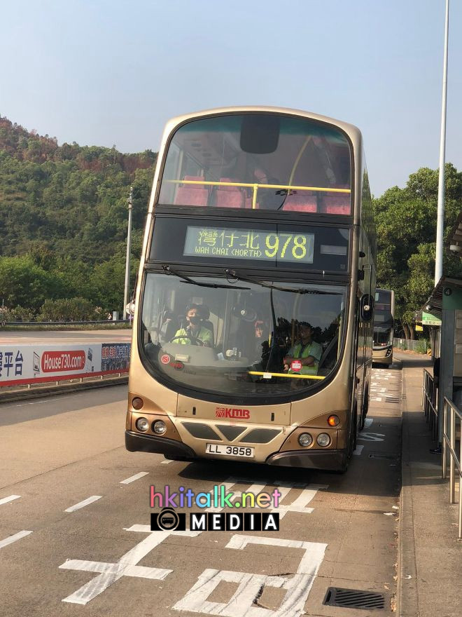 978.jpg