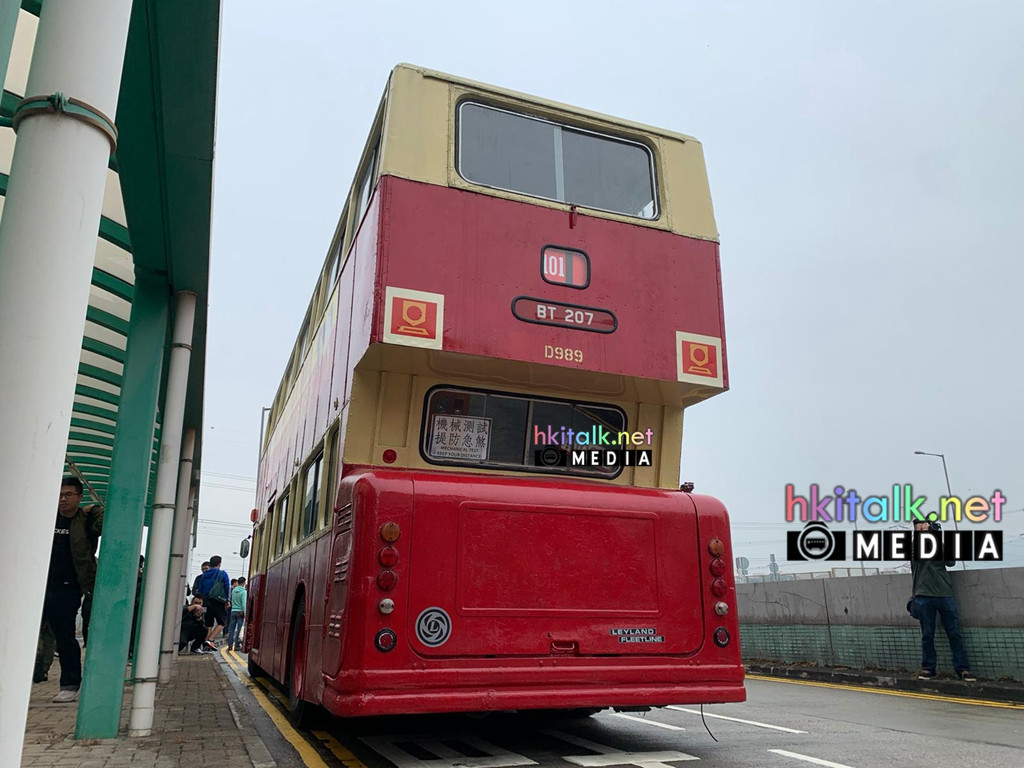 D989 (11).jpeg