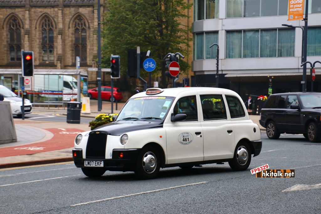 Leeds Taxi (2).JPG