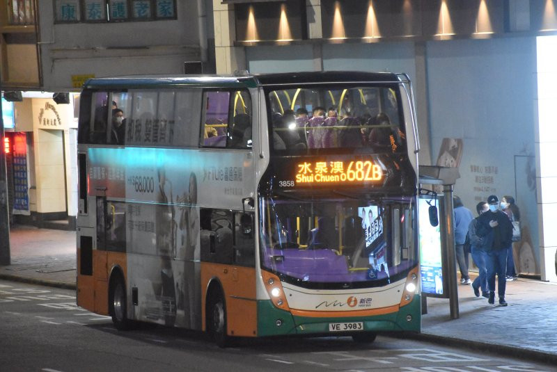 n_3858@682b_1_1.jpg