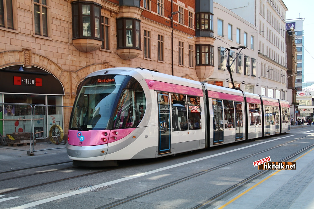 Birmingham tram (2).JPG