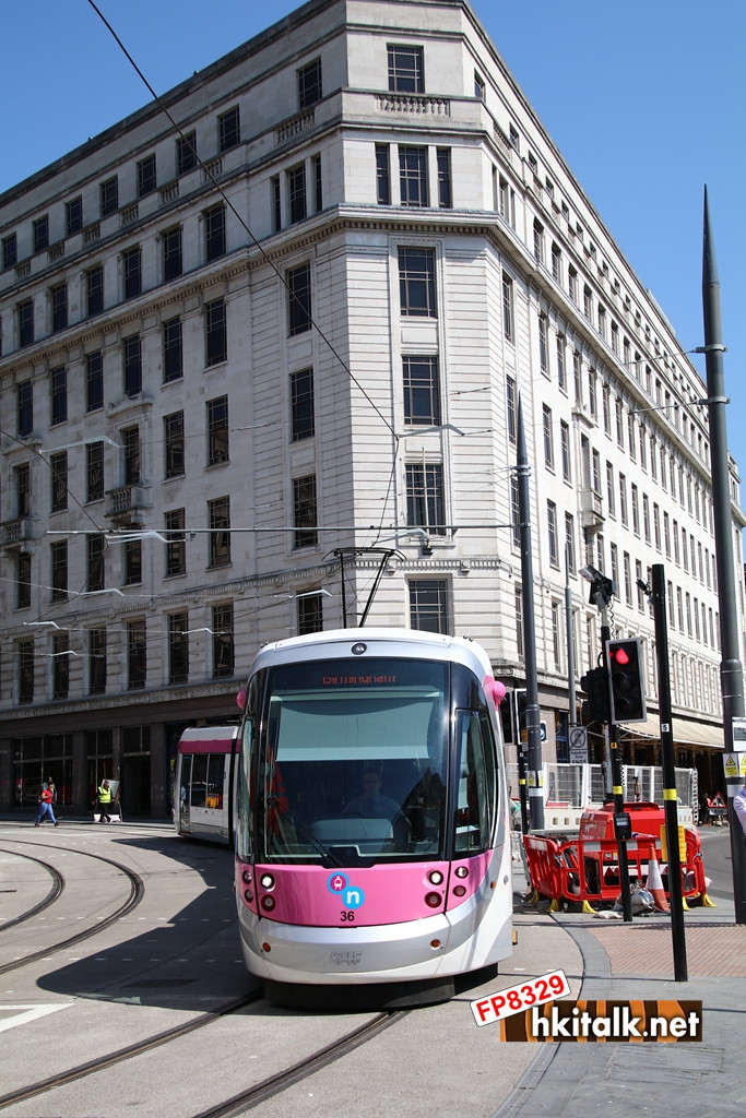 Birmingham tram (3).JPG
