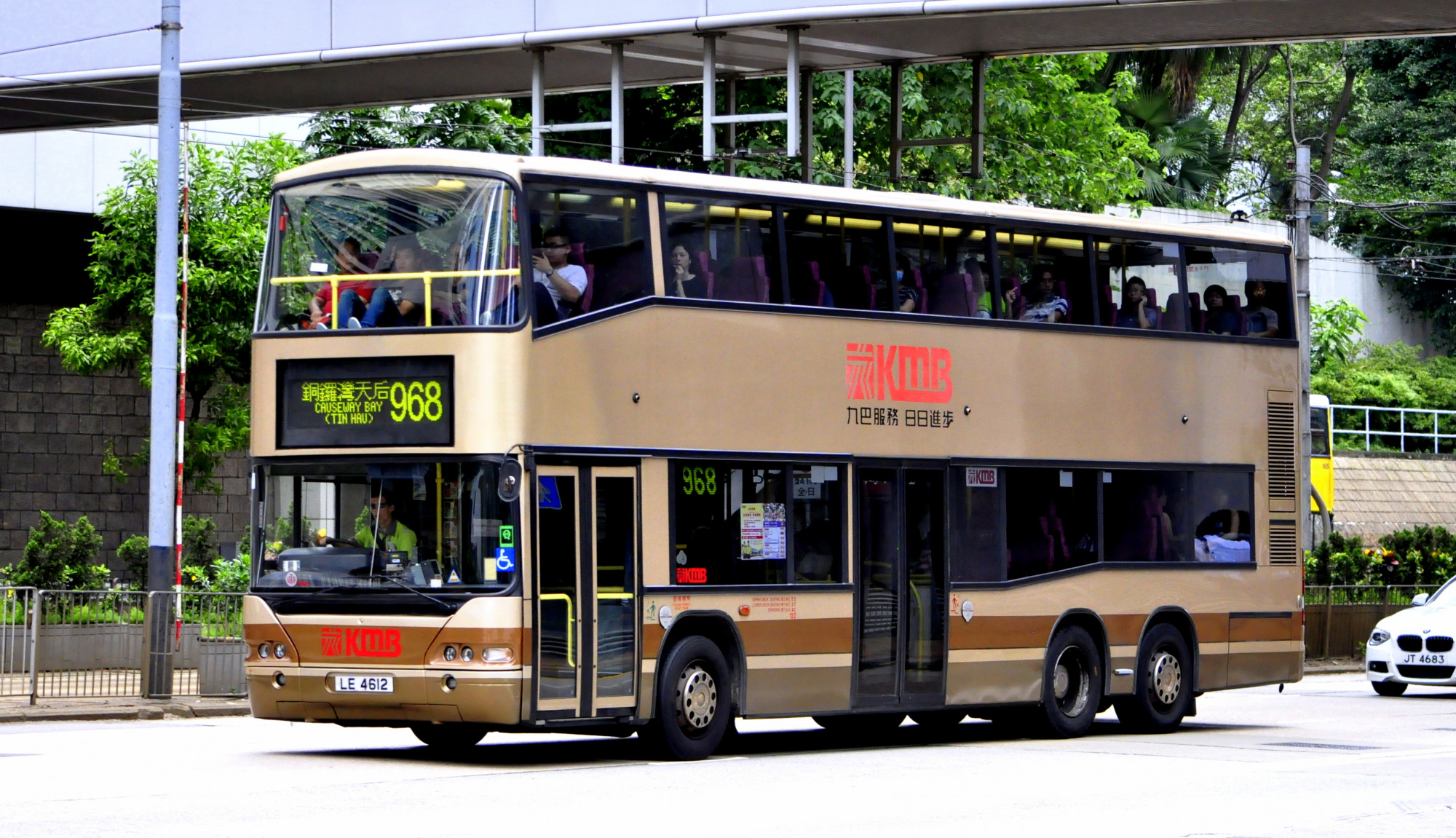 LE4612-APM1-U.JPG