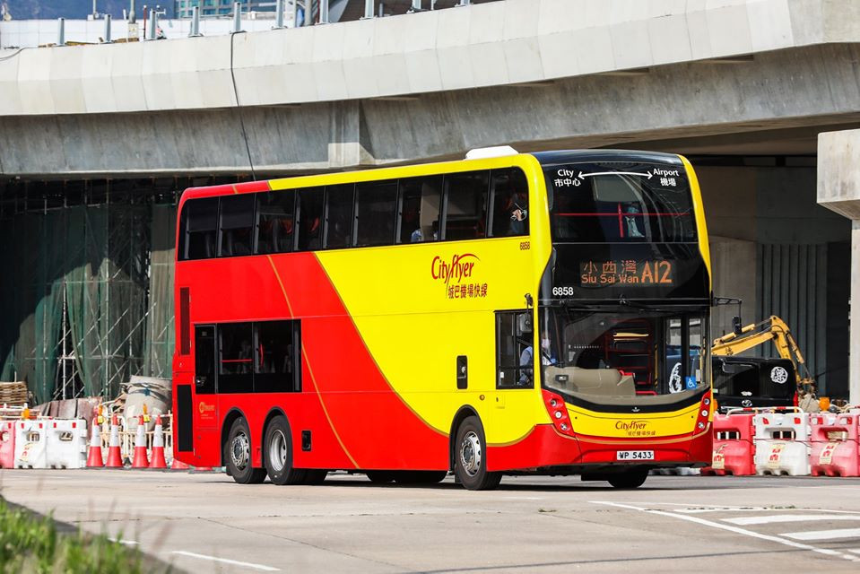 6858.jpg
