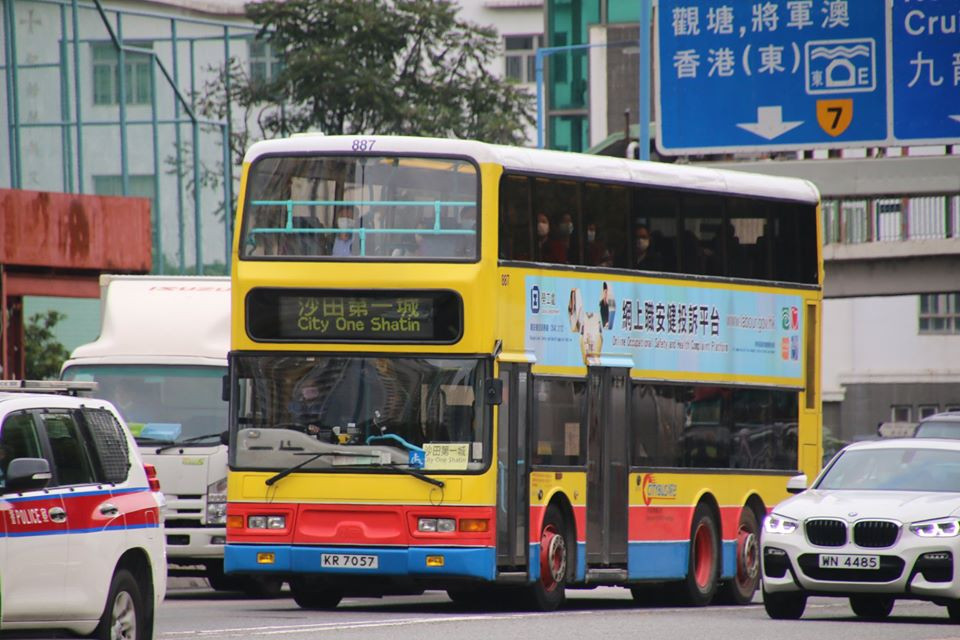 887.jpg