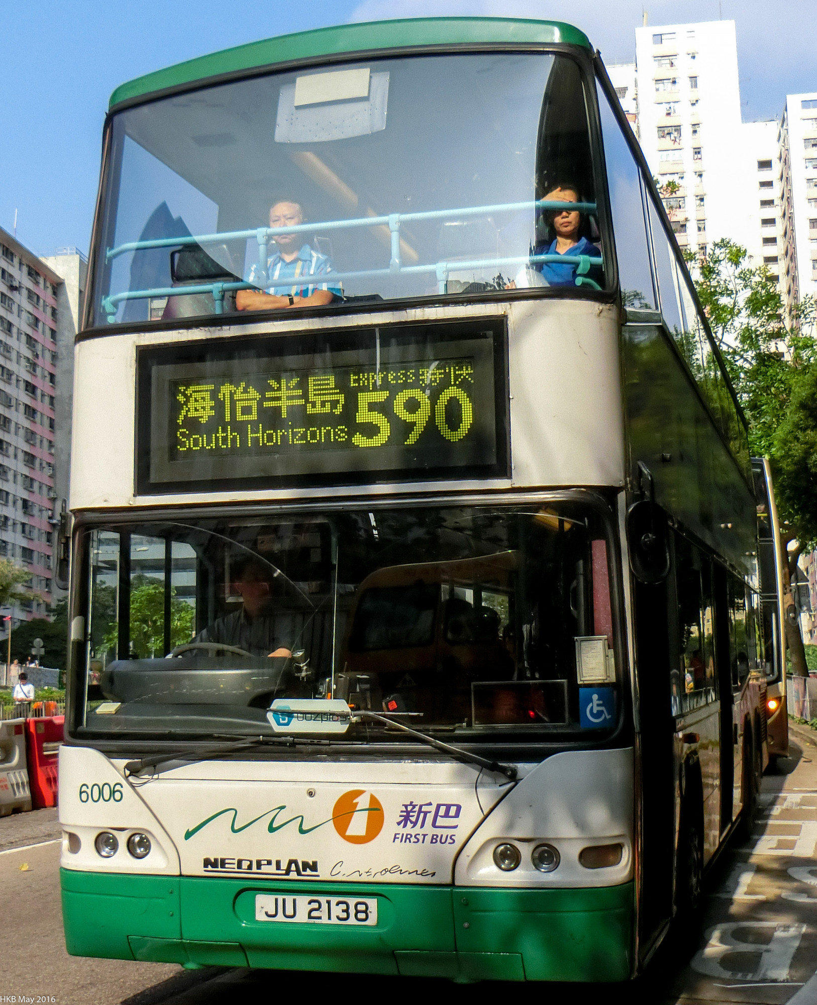 6006_590.jpg
