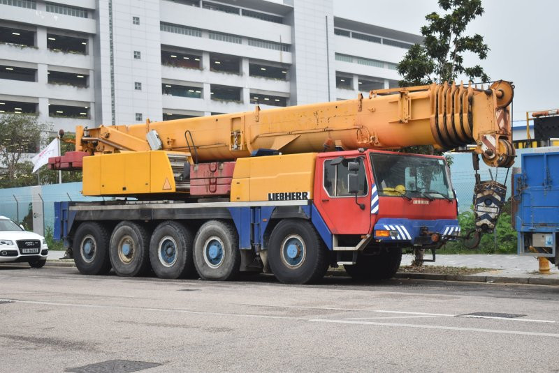 mobile_crane_1_1.jpg