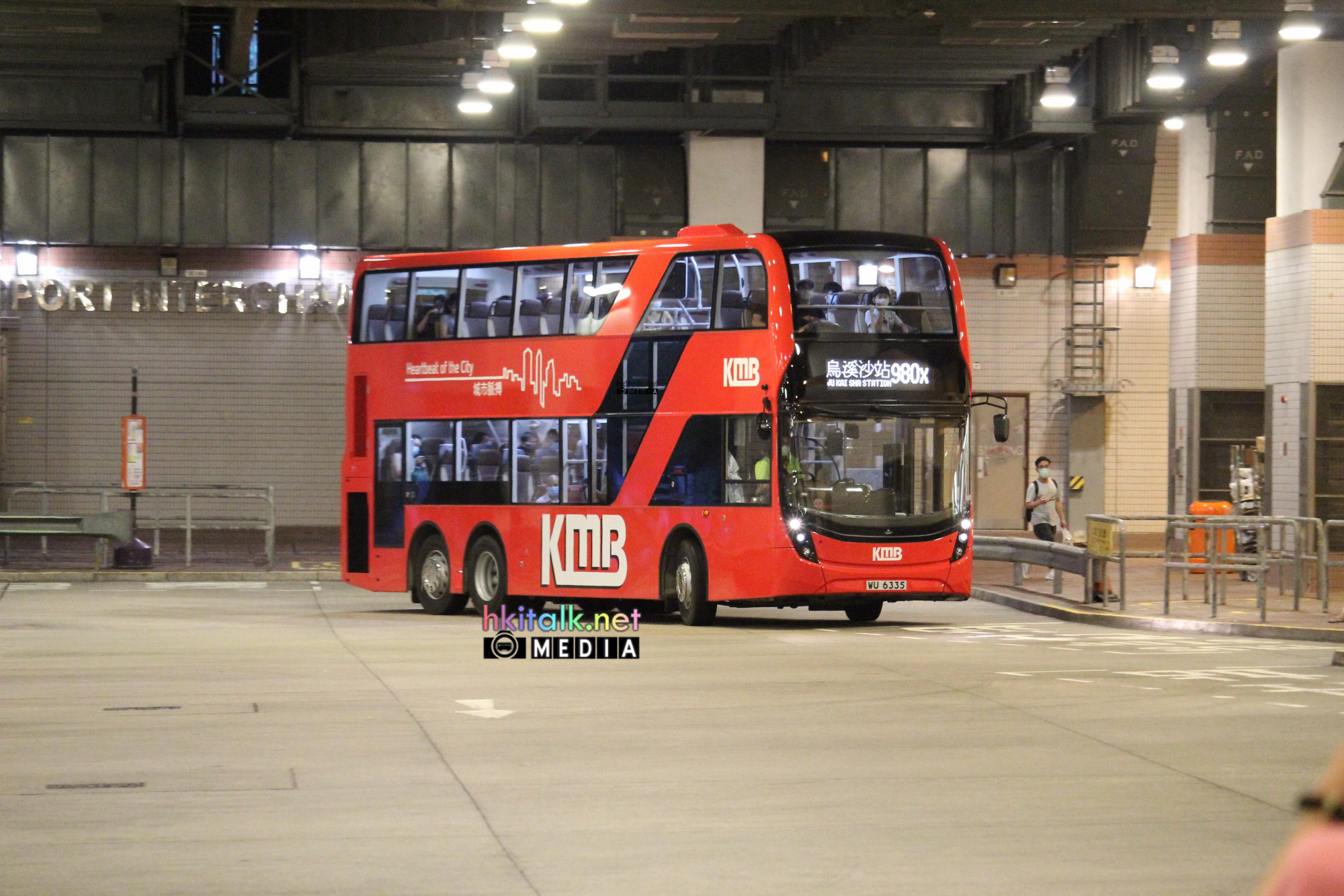 WU6335@980X_M.jpg