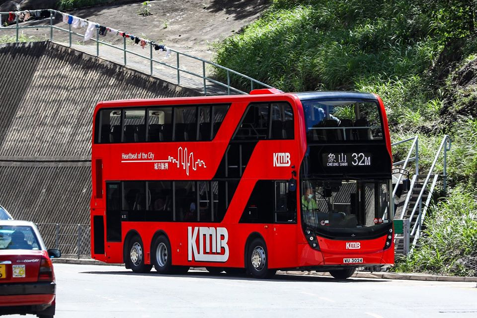 WU3024 32M.jpg