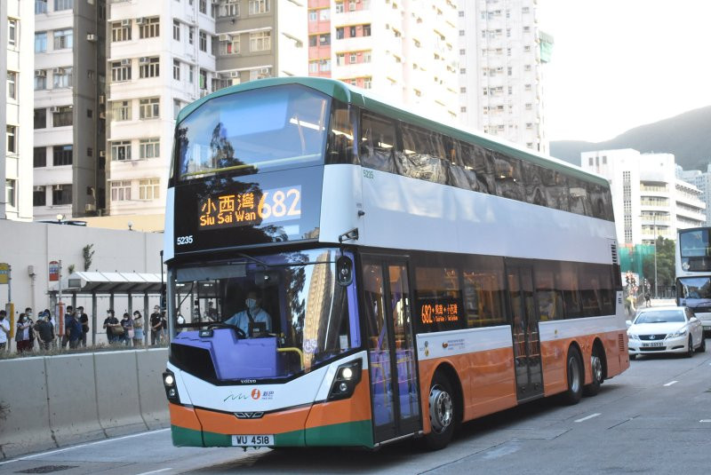 n_5235_1b_1.jpg