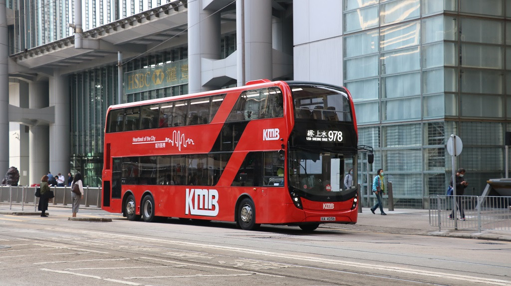 XA4256.JPG
