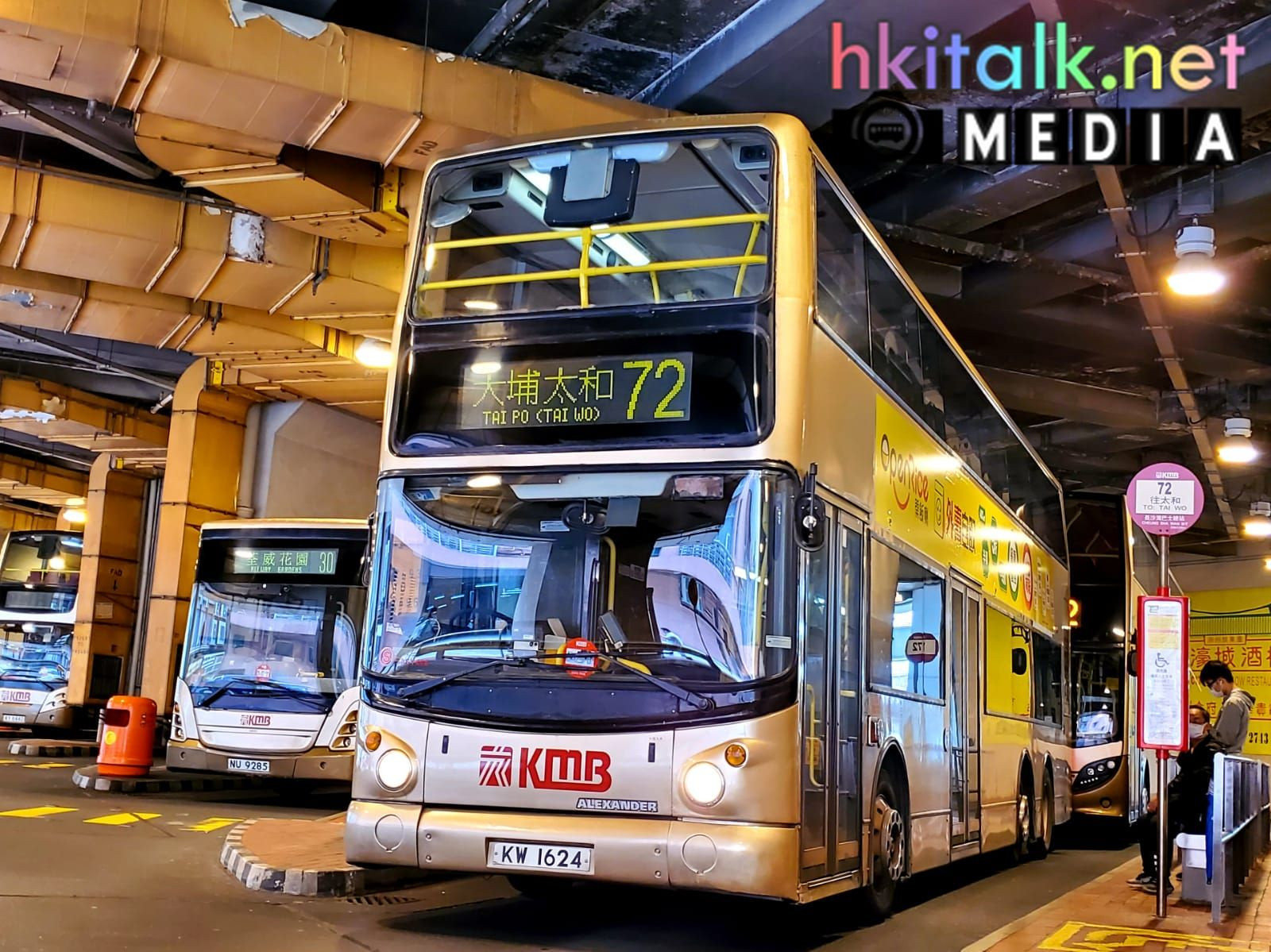 KW1624@72_2.jpg
