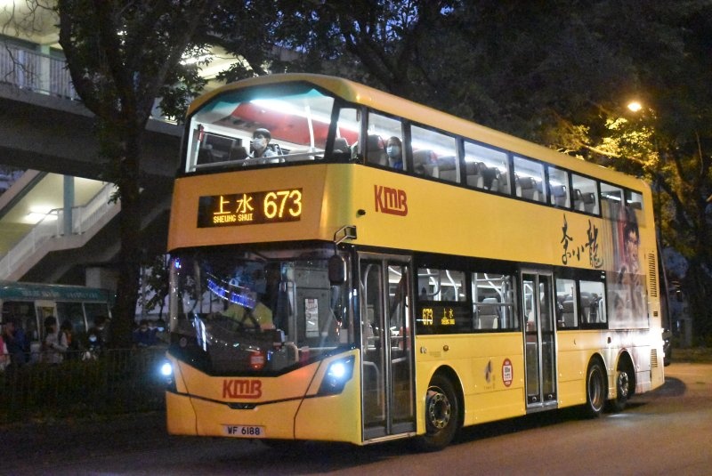 k_v6b71_1_1.jpg