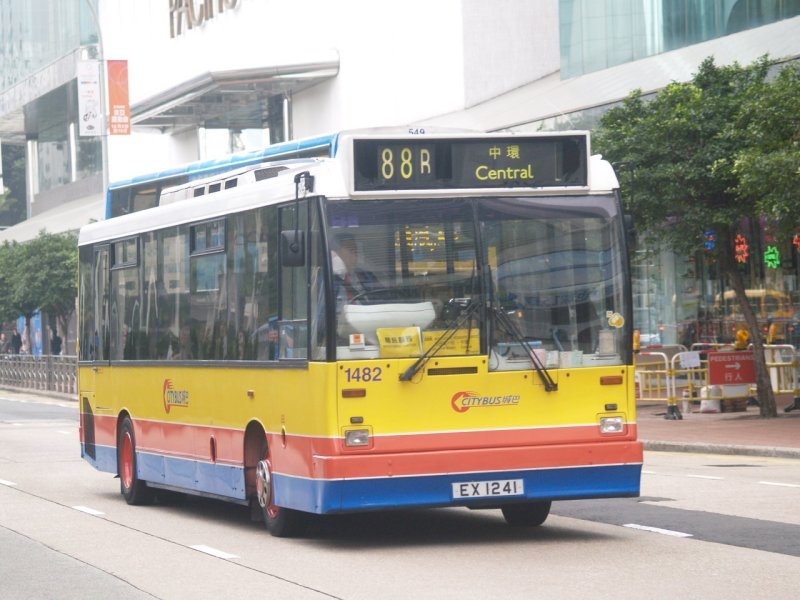c_1482_1.jpg