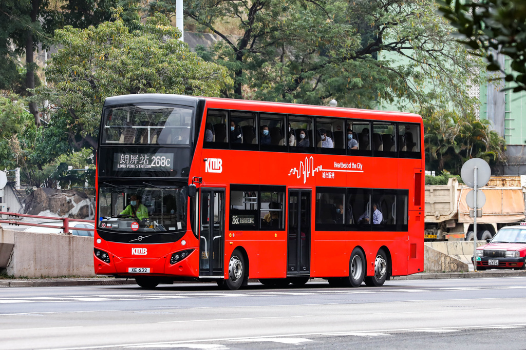 XE632 268C.jpg