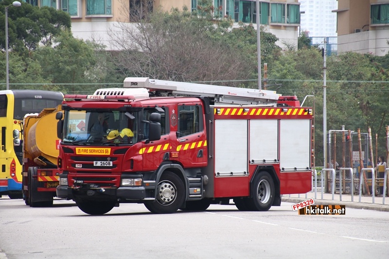 F2608 Scania P320.JPG