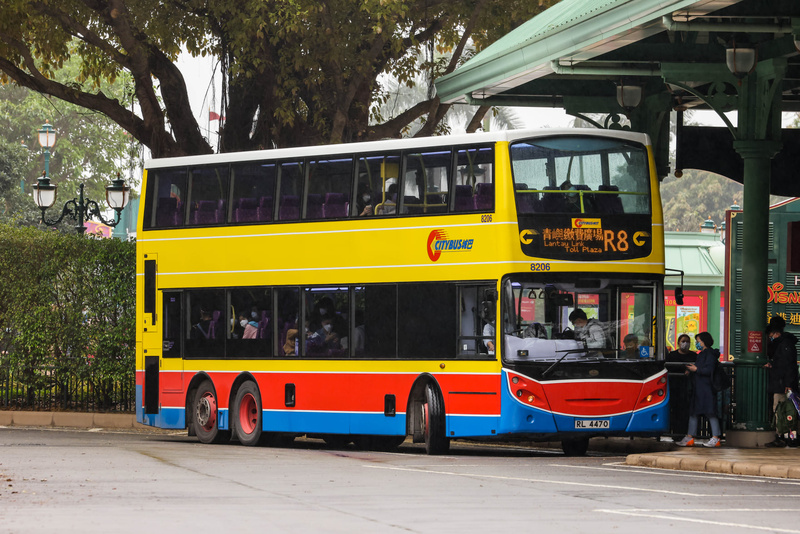 8206 r8 2.jpg