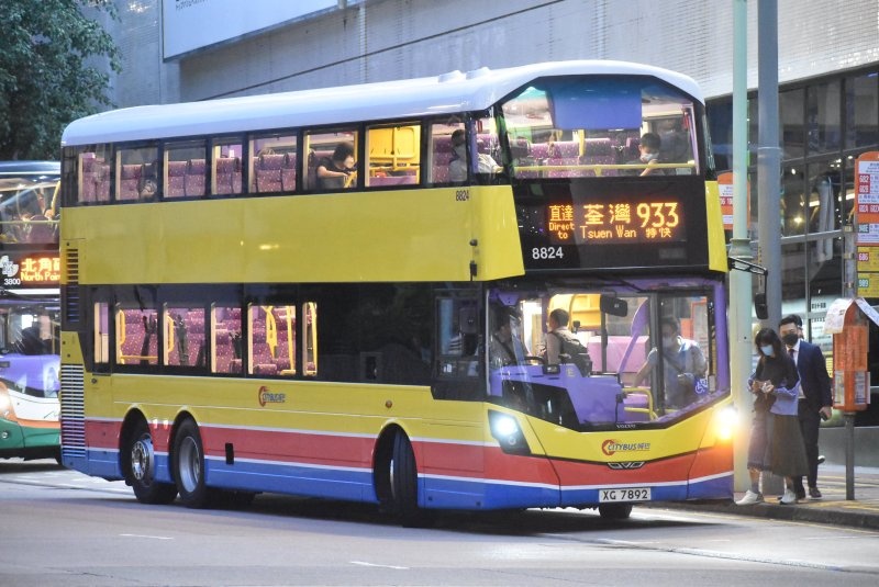 c_8824@933_1_1.jpg