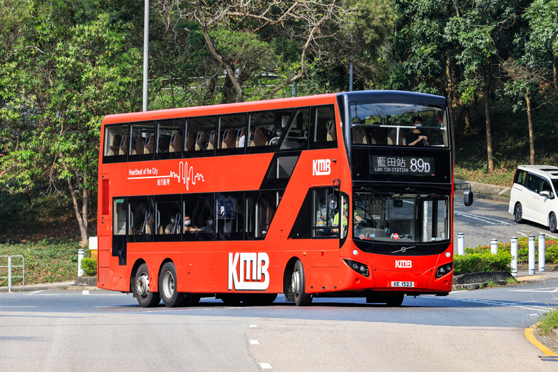 XE1523 89D.jpg