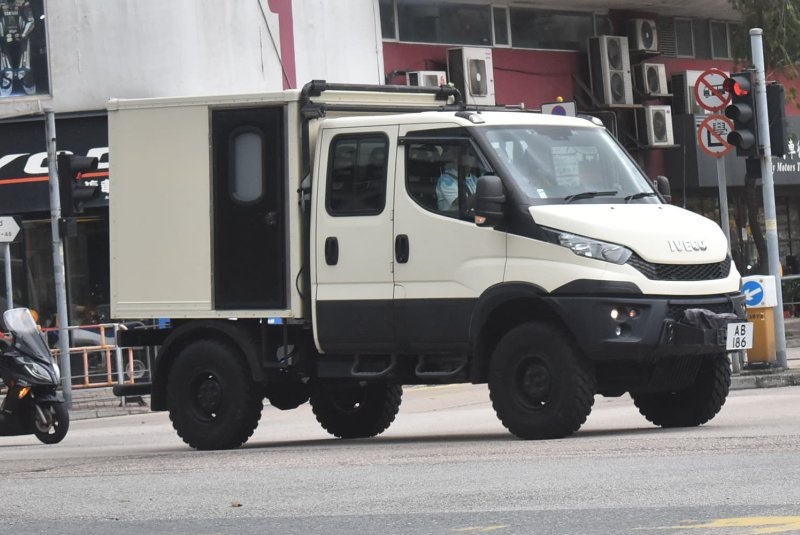 iveco_daily_offroad_1_2.jpg