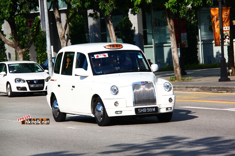 Singapore Taxi (2).JPG