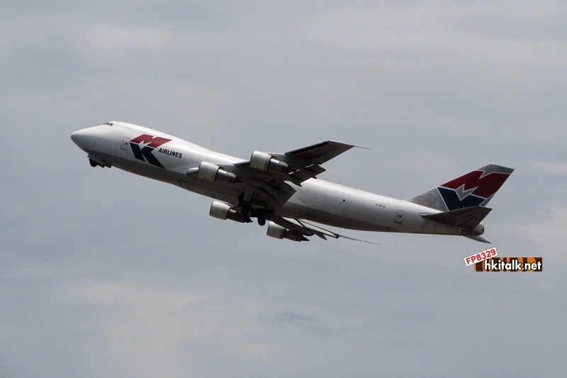 MK Airlines Boeing 747-2B5F G-MKDA.JPG