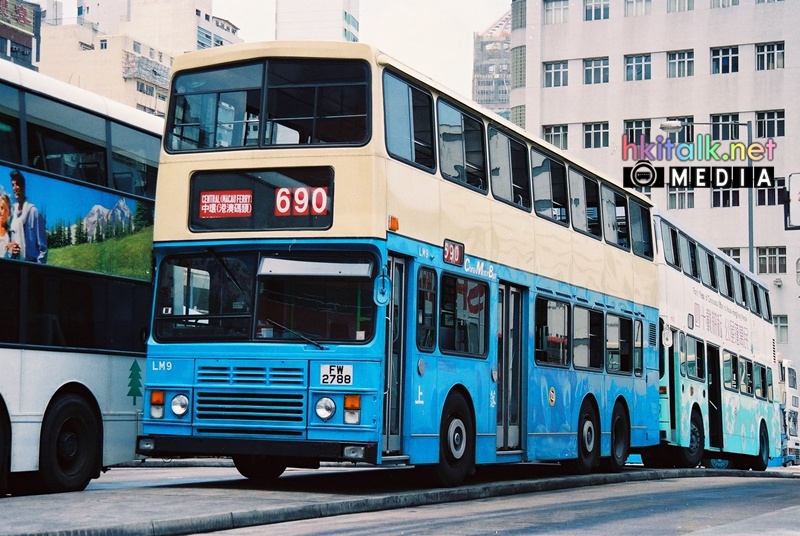 LM9 FW2788 690.JPG