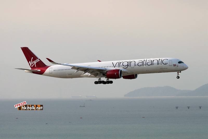 Virgin Atlantic Airways G-VLUX  Airbus A350-1041.JPG