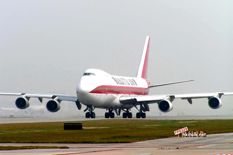 Kalitta Air N714CK  Boeing 747-209B(SF) (1).JPG