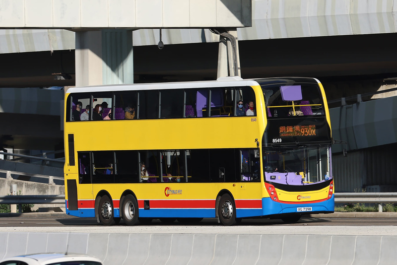 8549 930X.jpg