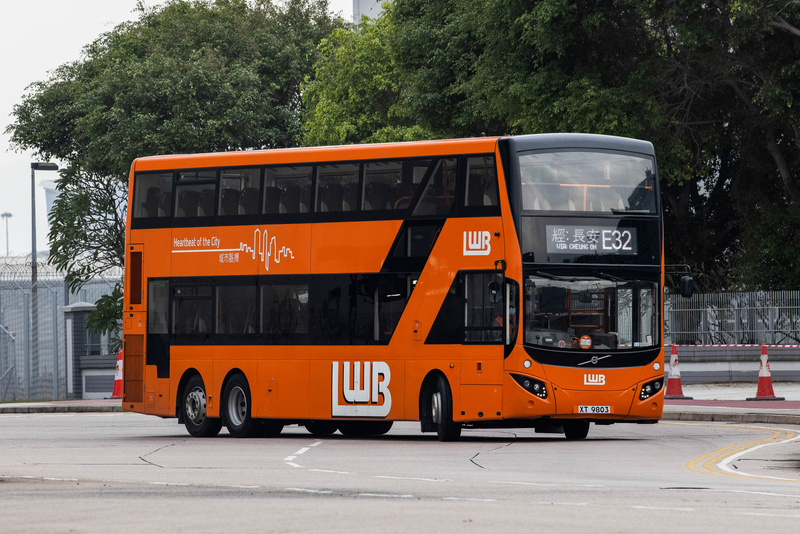 XT9803 E32.jpg