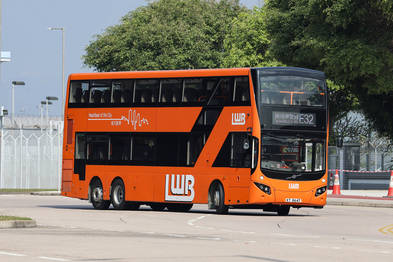 XT8647 E32.jpg