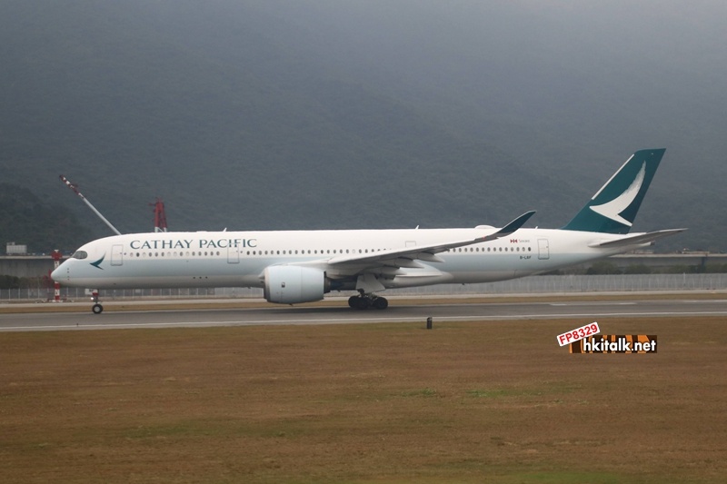Cathay Pacific B-LRF  Airbus A350-941.JPG