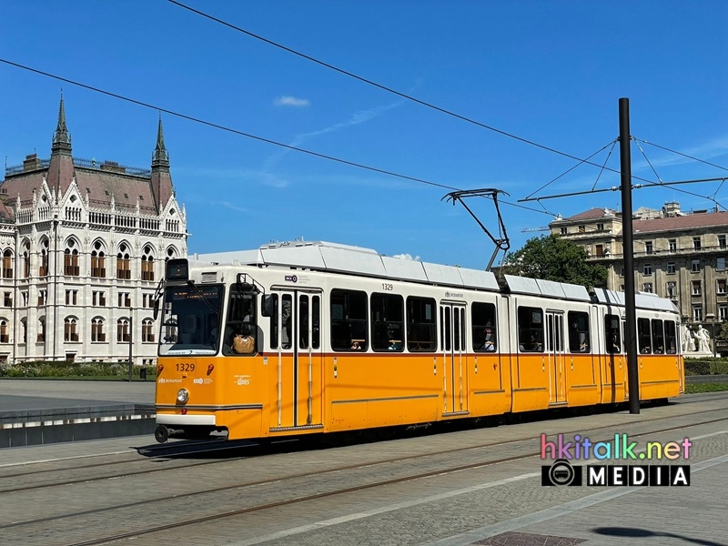 Budapest tram (1).jpeg