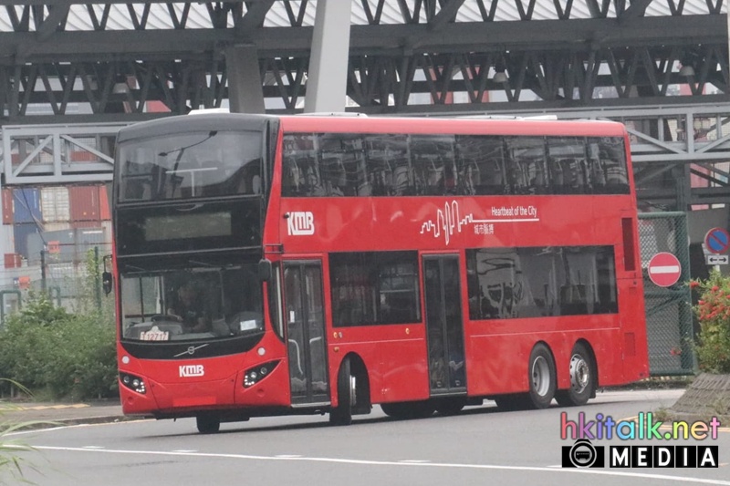 Dick Volvo B8L (4).jpg