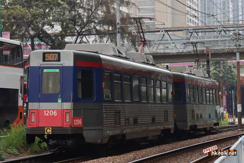 LRT1206.JPG