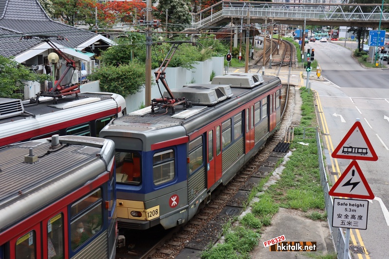 LRT1208.JPG