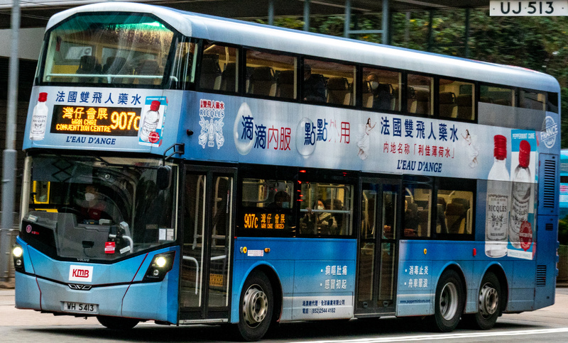 V6B104_907C-2.jpg