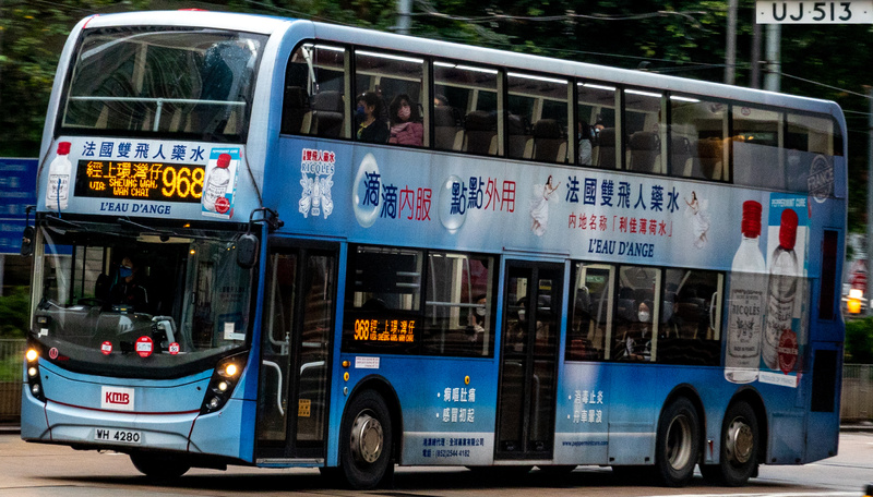 E6X17_968.jpg