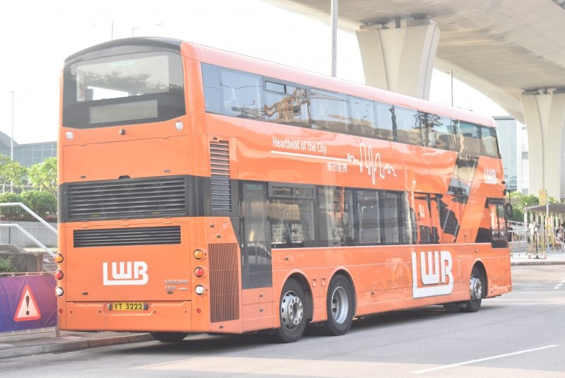 l_uv6x70_2_1.jpg