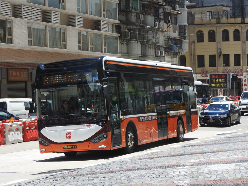 DSCN8825.JPG