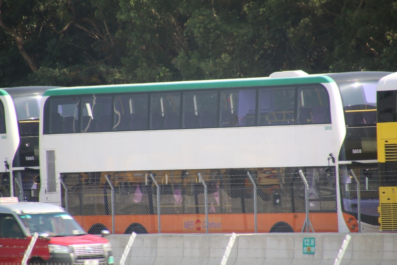 5858.jpg