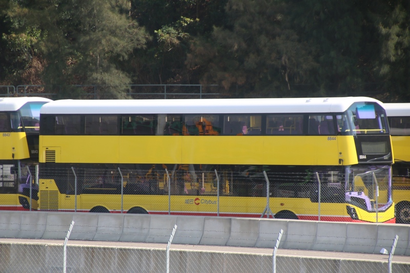 8844.jpg